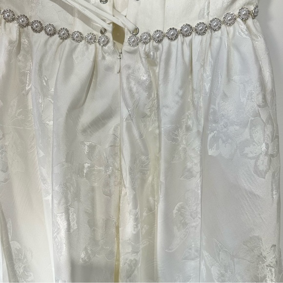 NEW NWT V. Chapman Lucia Strapless Pearl-Embellished A Line Midi Dress White - Picture 11 of 12